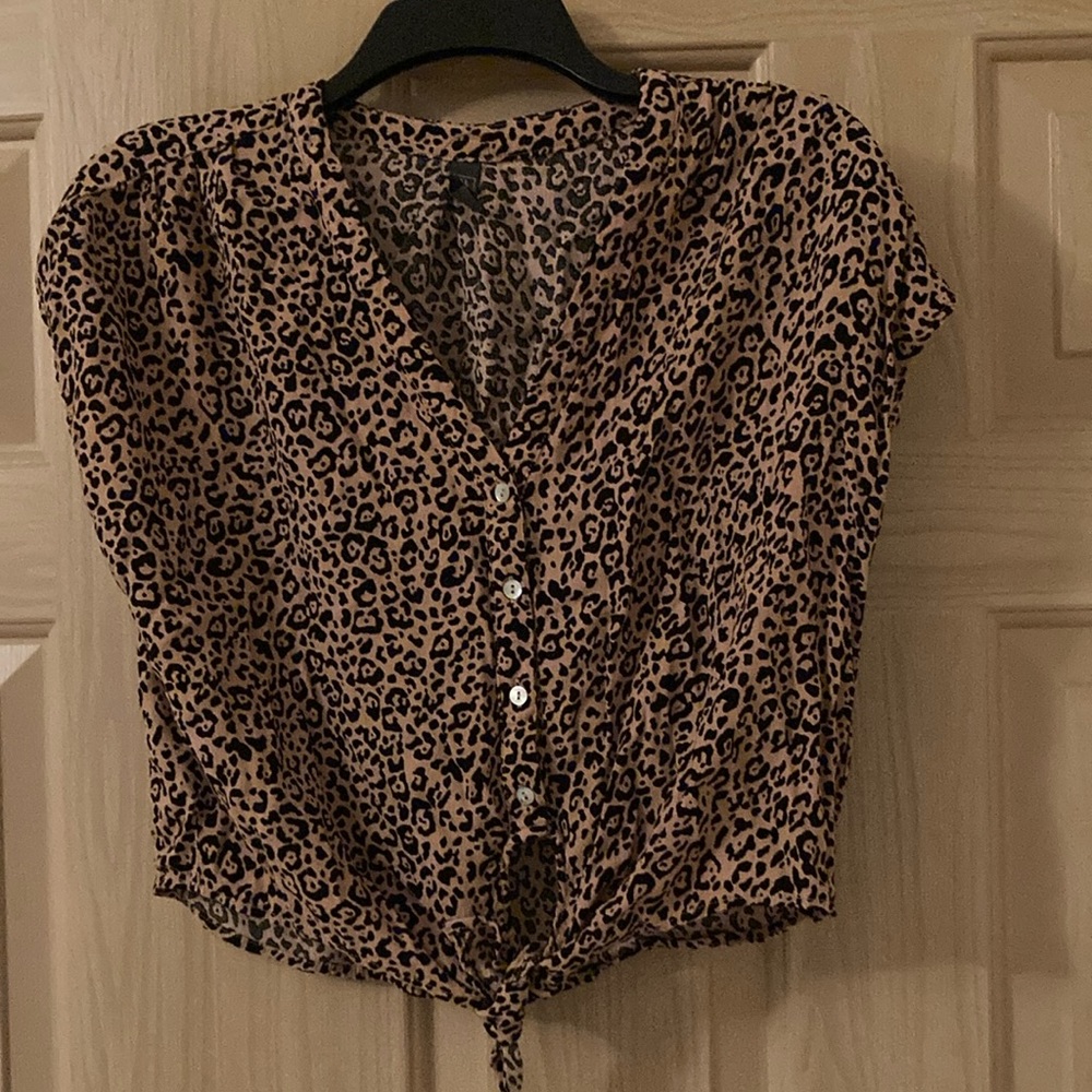 Worn once! Tie shirt